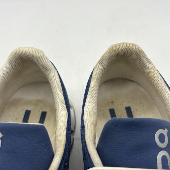 On Cloud 5 Blue Running Shoes Sneakers Women’s Size 10 Fitness Gym Walking - Picture 10 of 13